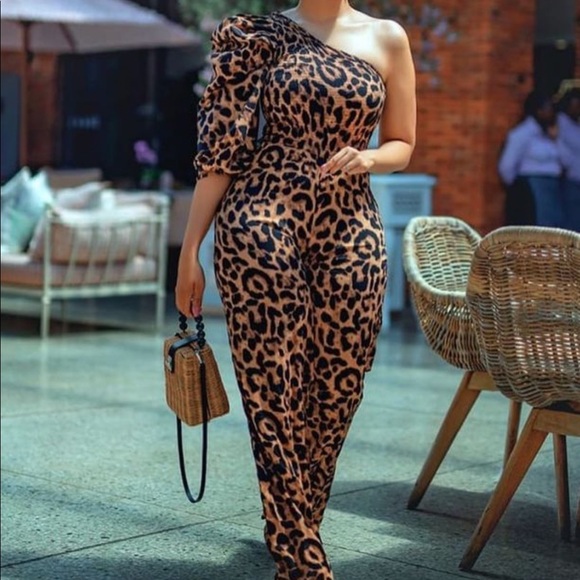 Lrosey Dresses & Skirts - Women sexy summer 1 shoulder leopard jumpsuit.
